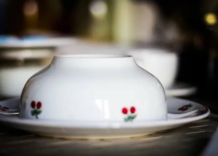 A Due Passi Dal Lumiere Bologna