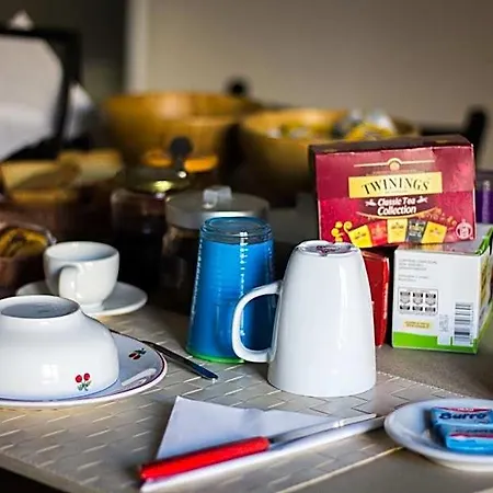 A Due Passi Dal Lumière Couette-café *