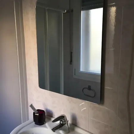 A Due Passi Dal Lumière * Bologne