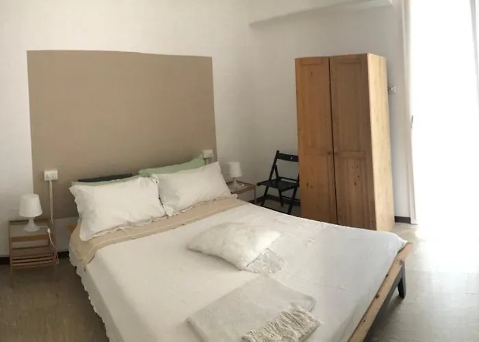 B&B A Due Passi Dal Lumiere