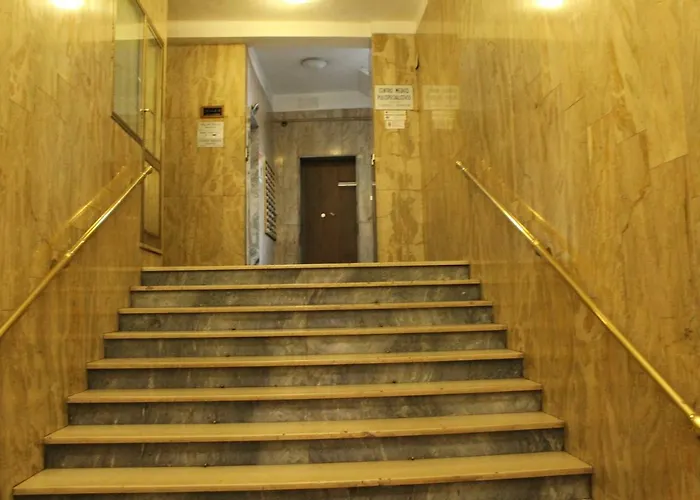 A Due Passi Dal Lumière * Bologne