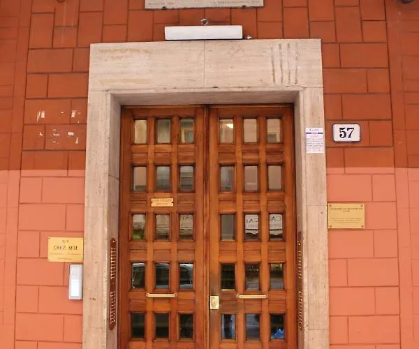 B&B A Due Passi Dal Lumiere *