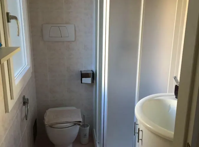 Couette-café A Due Passi Dal Lumière Bologne