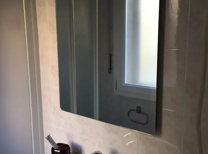 A Due Passi Dal Lumière * Bologne