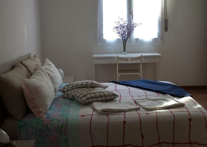 A Due Passi Dal Lumiere B&B